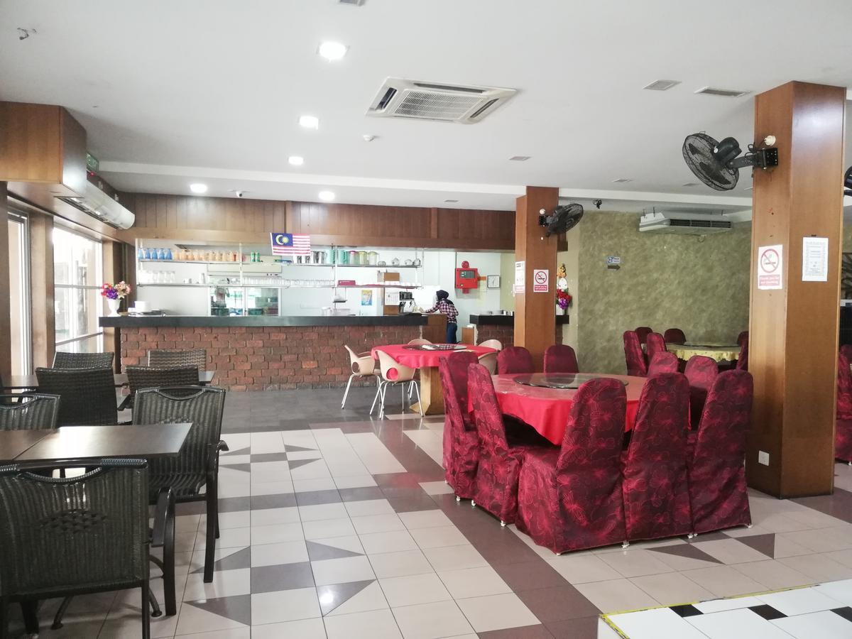 Hotel Damai Parit Buntar Dış mekan fotoğraf